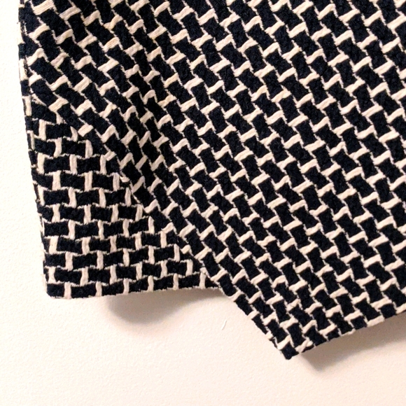 Mini Skirt - Picture 3 of 4